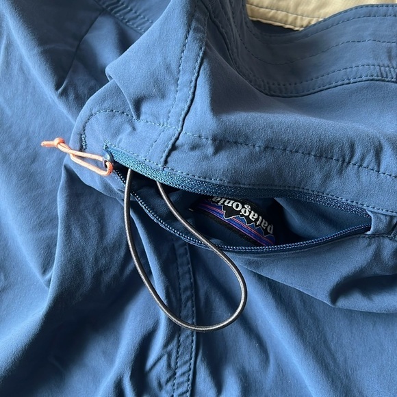 Patagonia Wavefarer Blue 10” Swim Trunks - Picture 6 of 8